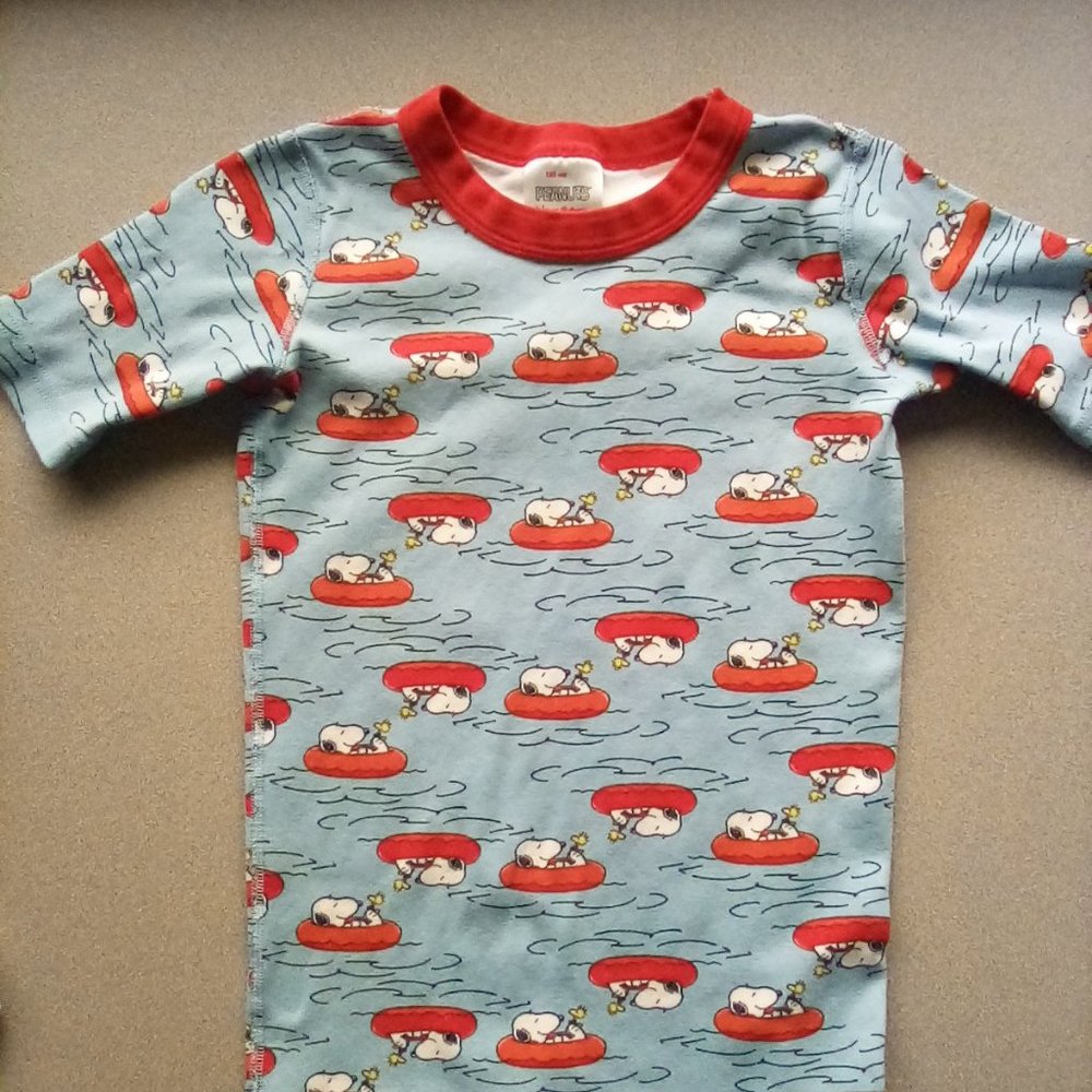 Hanna andersson  snoopy pjs